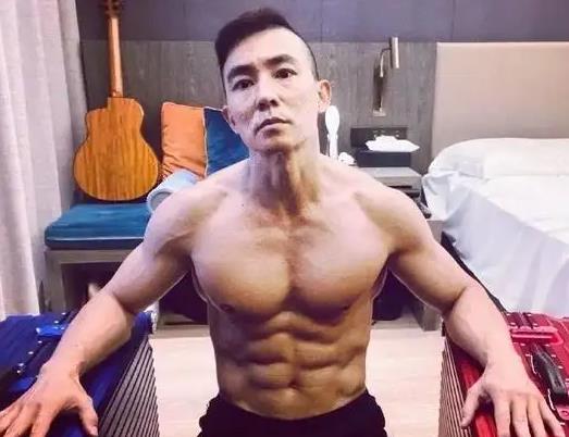 劉畊宏直播健身回放哪里有?劉畊宏的健身操有用嗎