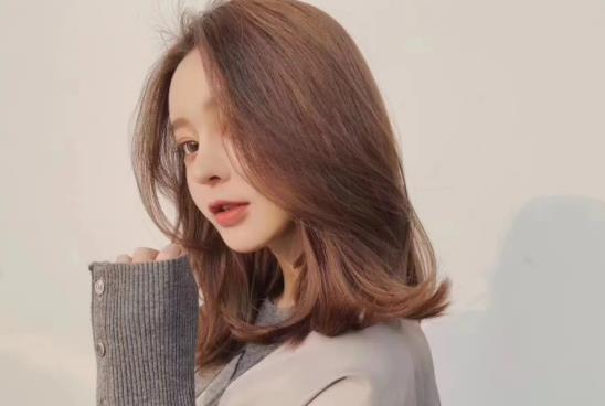 頭發做完蛋白矯正多久可以染色?蛋白矯正影響發色嗎