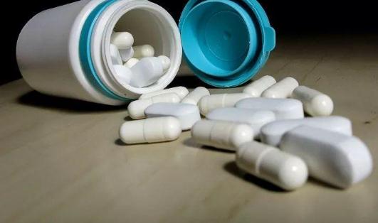 吃避孕藥會影響月經嗎?長期吃避孕藥的危害有哪些