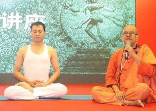世界上最有名的瑜伽大師排名,帕坦伽利創(chuàng)作了瑜伽經(jīng)被稱為“瑜伽之祖”