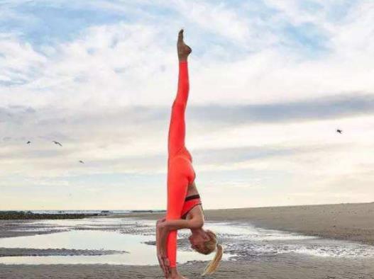 世界上最有名的瑜伽大師排名,帕坦伽利創(chuàng)作了瑜伽經(jīng)被稱為“瑜伽之祖”