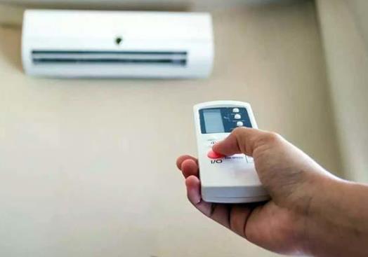 夏天空調(diào)往上吹好還是往下吹好?空調(diào)上下掃風(fēng)和左右掃風(fēng)的區(qū)別 夏天空調(diào)往上吹好還是往下吹好?空調(diào)上下掃風(fēng)和左右掃風(fēng)的區(qū)別