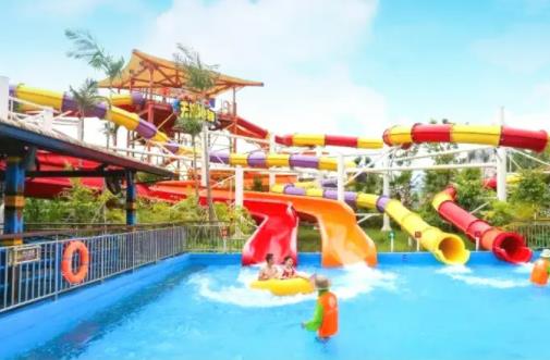 曬了一天皮膚變紅了如何恢復?去水上樂園曬黑了是不是永久的 曬了一天皮膚變紅了如何恢復?去水上樂園曬黑了是不是永久的