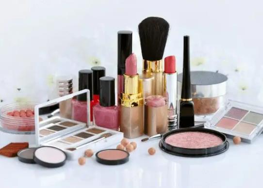 夏天房間太熱可以放護膚品嗎?房間太熱護膚品會壞嗎 夏天房間太熱可以放護膚品嗎?房間太熱護膚品會壞嗎