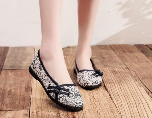 閏月鞋出了閏月還能穿嗎?買了閏月鞋后是每年閏月都需要買嗎 閏月鞋出了閏月還能穿嗎?買了閏月鞋后是每年閏月都需要買嗎