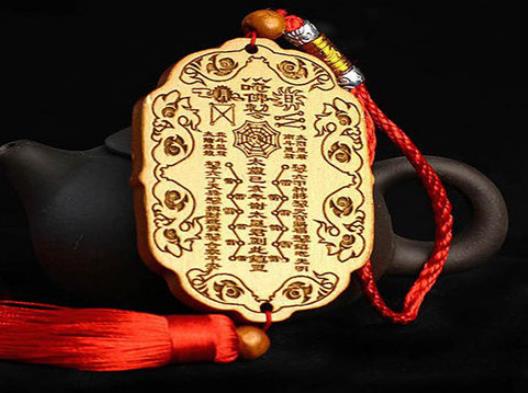 屬蛇人2023年犯太歲怎么說?化解太歲佩戴什么最好 屬蛇人2023年犯太歲怎么說?化解太歲佩戴什么最好