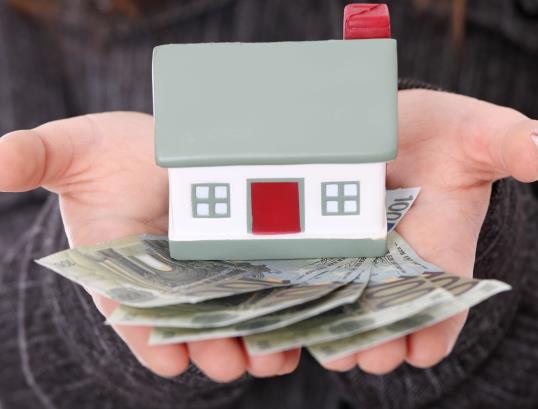 現(xiàn)房銷售會(huì)不會(huì)導(dǎo)致房?jī)r(jià)上漲?房?jī)r(jià)下跌的時(shí)候可以買房嗎 現(xiàn)房銷售會(huì)不會(huì)導(dǎo)致房?jī)r(jià)上漲?房?jī)r(jià)下跌的時(shí)候可以買房嗎