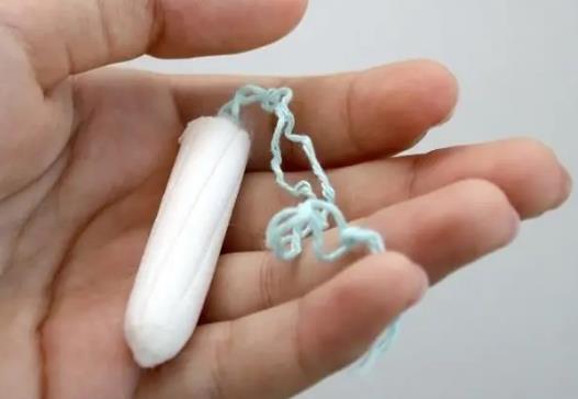 怎么自查棉條取沒取出來?衛(wèi)生棉條應(yīng)該塞到什么位置 怎么自查棉條取沒取出來?衛(wèi)生棉條應(yīng)該塞到什么位置