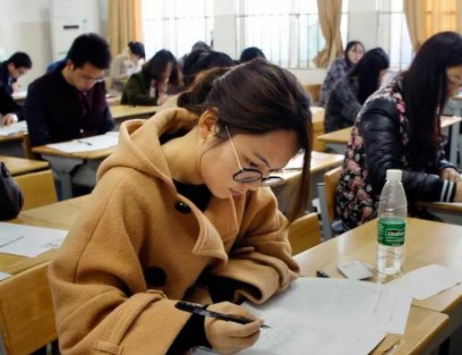 ��ԇǰ�͹PʲôԢ������ԇ���M��ʲô�ɫ���·�