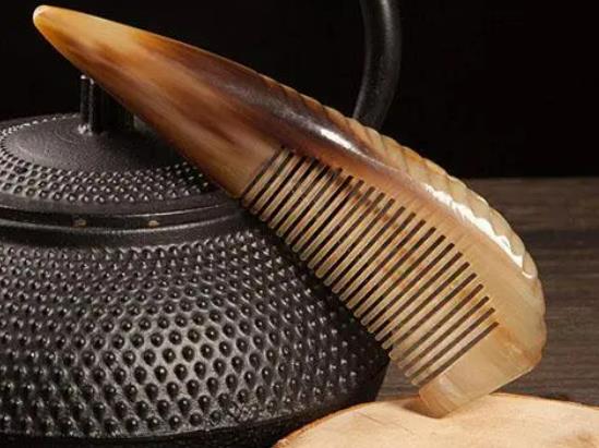 牛角梳蛋白質越多越好嗎?牛角梳越重越好嗎 牛角梳蛋白質越多越好嗎?牛角梳越重越好嗎