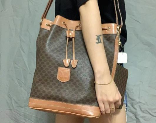 中古包更換植鞣革還是真包嗎?中古包買回來可以直接背嗎 中古包更換植鞣革還是真包嗎?中古包買回來可以直接背嗎