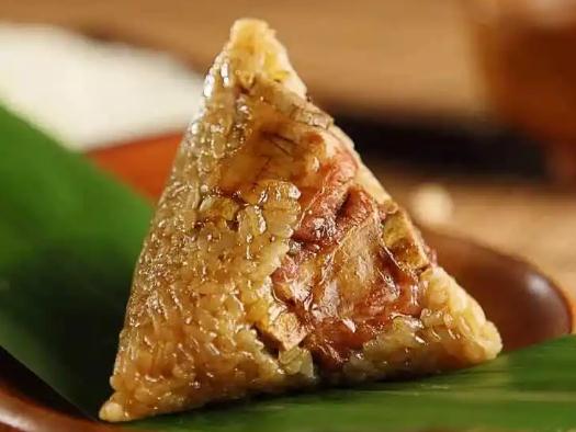 包甜粽子放白糖還是冰糖好?粽子燜了一夜就臭了怎么回事 包甜粽子放白糖還是冰糖好?粽子燜了一夜就臭了怎么回事