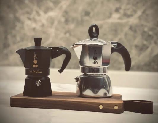 摩卡壺出液就開始噴濺怎么回事?摩卡壺用多少功率的電爐合適 摩卡壺出液就開始噴濺怎么回事?摩卡壺用多少功率的電爐合適