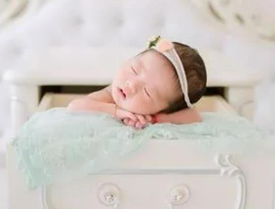 9個月寶寶奶量小怎么辦?一歲寶寶吃奶量不正常的影響 9個月寶寶奶量小怎么辦?一歲寶寶吃奶量不正常的影響