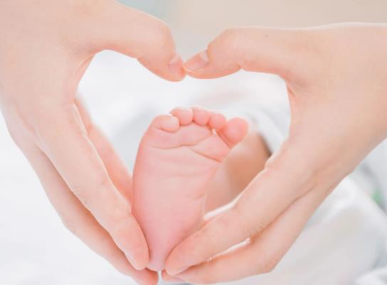 6個月寶寶輔食怎么加?嬰幼兒輔食怎么添加 6個月寶寶輔食怎么加?嬰幼兒輔食怎么添加