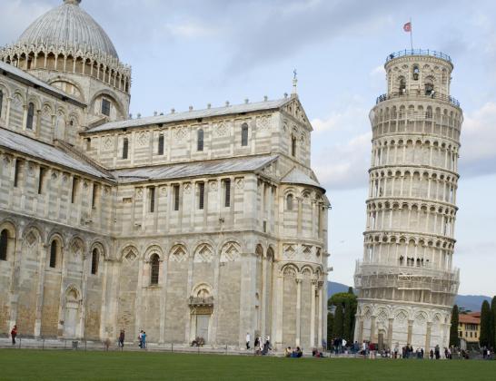 世界十大旅游必去的景點,九寨溝好風光、泰國白龍寺大氣恢宏 世界十大旅游必去的景點,九寨溝好風光、泰國白龍寺大氣恢宏
