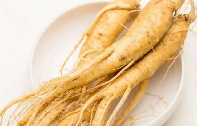 人參燉雞最忌放三樣 參雞湯適合什么人群喝 人參燉雞最忌放三樣 參雞湯適合什么人群喝