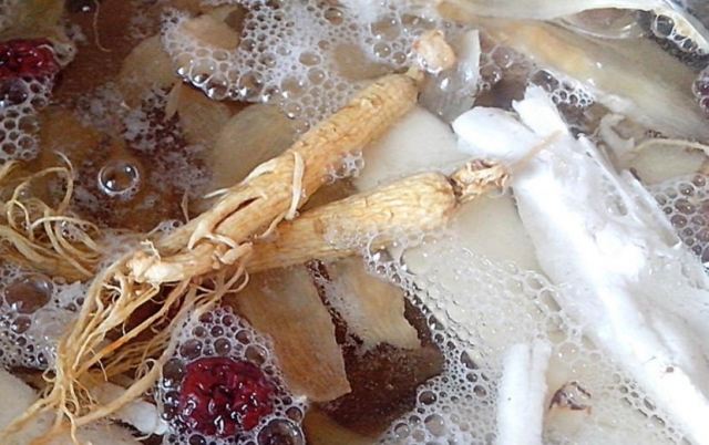 人參燉雞最忌放三樣 參雞湯適合什么人群喝 人參燉雞最忌放三樣 參雞湯適合什么人群喝