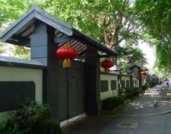 �Ͼ���ˇС���{�ĵط��������U�͹��^�����c�����T�|�b�޼�ā����