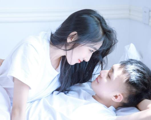 姐弟戀在生理上合適嗎?姐姐不是調(diào)情的稱呼嗎 姐弟戀在生理上合適嗎?姐姐不是調(diào)情的稱呼嗎