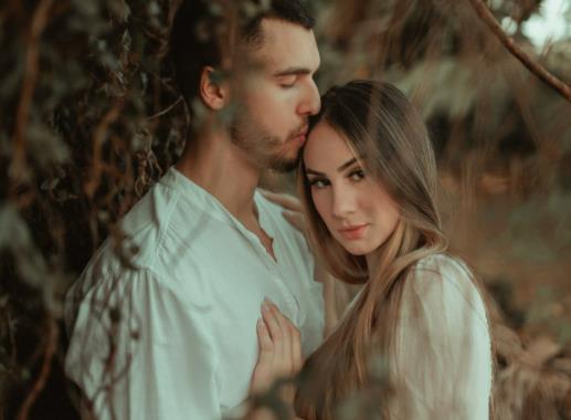 姐弟戀在生理上合適嗎?姐姐不是調(diào)情的稱呼嗎 姐弟戀在生理上合適嗎?姐姐不是調(diào)情的稱呼嗎