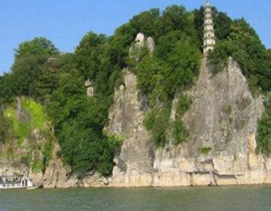 九江最好玩的地方排名,廬山風景名勝區(qū)人文底蘊濃厚、潯陽樓有趣味 九江最好玩的地方排名,廬山風景名勝區(qū)人文底蘊濃厚、潯陽樓有趣味