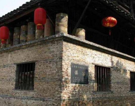 景德鎮(zhèn)最好玩的地方排名,瑤里景區(qū)適合閑逛、古窯民俗博覽區(qū)很復(fù)古 景德鎮(zhèn)最好玩的地方排名,瑤里景區(qū)適合閑逛、古窯民俗博覽區(qū)很復(fù)古