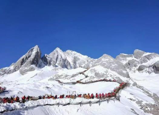 ������ѩɽ����ƿҪ���������������ѩɽ�l(f��)��������