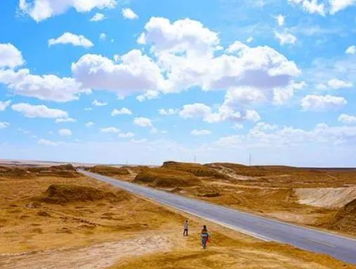 7月去大西北的人多不多?7月去大西北玩跟團好還是個人游好 7月去大西北的人多不多?7月去大西北玩跟團好還是個人游好