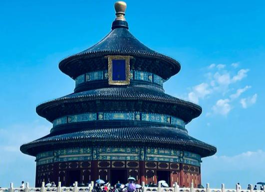 8月份去北京旅游天氣熱嗎?北京下雪一般在幾月份 8月份去北京旅游天氣熱嗎?北京下雪一般在幾月份