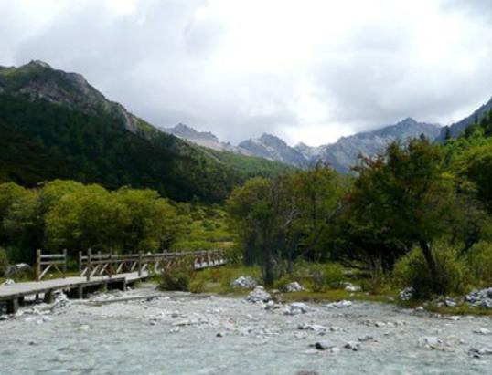 中國十大最美天路排名,塔克拉瑪干沙漠公路、新藏公路都非常有名 中國十大最美天路排名,塔克拉瑪干沙漠公路、新藏公路都非常有名