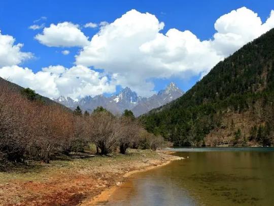 ����һ���ļ�����ѩɽ�᣿2023��9��ȥ������h����ʲô���