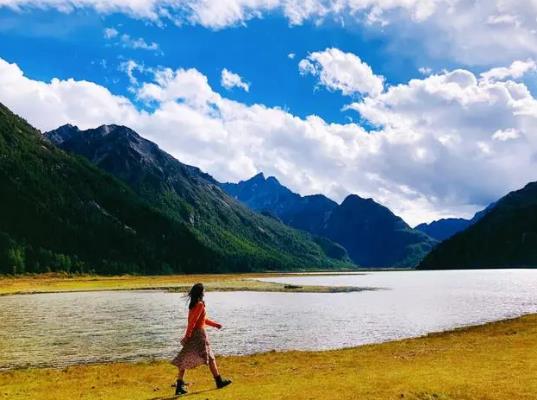 9月適合自駕去川西堵不堵?川西9月份天氣愛下雨嗎 9月適合自駕去川西堵不堵?川西9月份天氣愛下雨嗎
