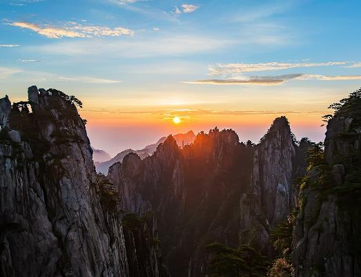 ȥ�Sɽ���ճ�Ҫ����Щ�ʂ䣿9�·�ȥ�SɽҪ��ʲô�·�