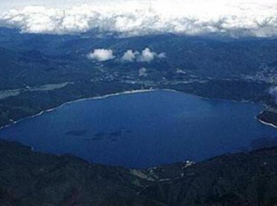 世界十大島嶼排名,格陵蘭島常年被冰雪覆蓋、新幾內亞島平均海拔四千 世界十大島嶼排名,格陵蘭島常年被冰雪覆蓋、新幾內亞島平均海拔四千