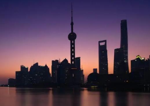 上海秋天什么時候開始冷?上海冬天穿什么衣服過冬 上海秋天什么時候開始冷?上海冬天穿什么衣服過冬