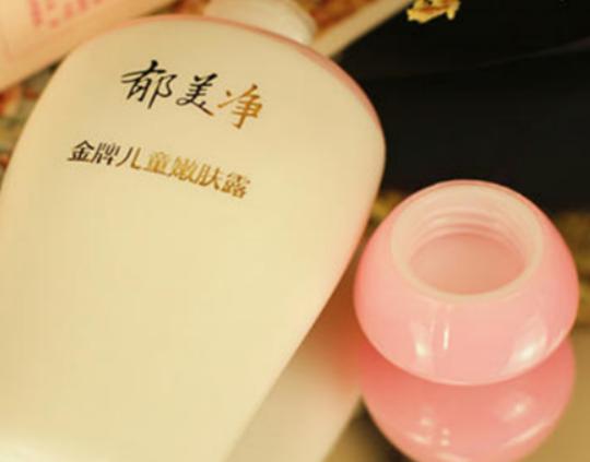 外地人去天津必買(mǎi)特產(chǎn)排名,老翟藥糖美容養(yǎng)顏、狗不理包子好吃有面子 外地人去天津必買(mǎi)特產(chǎn)排名,老翟藥糖美容養(yǎng)顏、狗不理包子好吃有面子