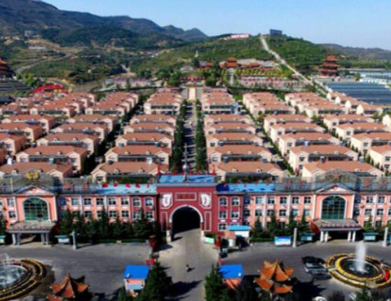 ɽ��ʮ�󸻴����а񣬴�կ��ǳ��������ʳǴ��ǚvʷ�Ļ�����