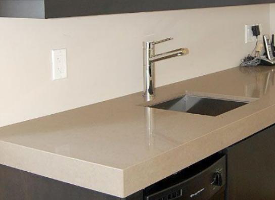 ����ʯӢʯƷ�����а�ϲ��¡ʯӢʯ����ʯ������ʯӢʯ�õ����M��ϲ��