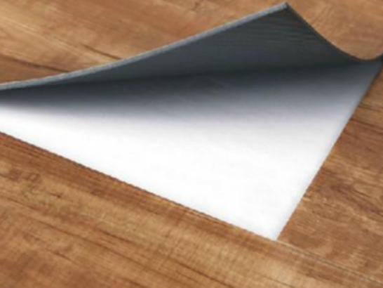 ʮ��֪�����z�ذ�Ʒ����LGHausys�ܭh������ķ˹���ܵ����M����A