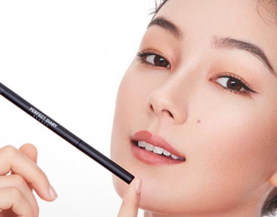 ʮ��ƽ�r���÷�ˮ����Ⱦ���۾��z�P���P����ɫ�Ử�۾��z�P��ˮ�ͺ���Ħ��