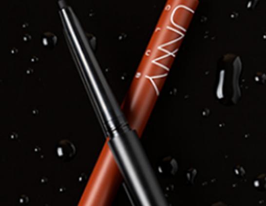 ʮ��ƽ�r���÷�ˮ����Ⱦ���۾��z�P���P����ɫ�Ử�۾��z�P��ˮ�ͺ���Ħ��