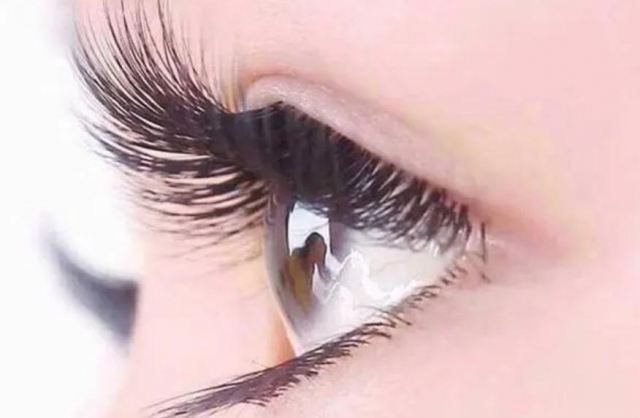 睫毛怎么變翹永久的 睫毛怎么才會變翹呢 睫毛怎么變翹永久的 睫毛怎么才會變翹呢