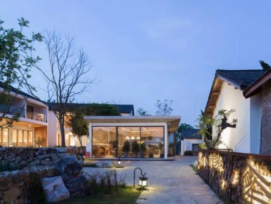 �Ї�(gu��)ʮ������Ʒ�����а���ٝ�G���O(sh��)ʩ�Rȫ��ɽ�ﺮ���cɽˮ�ڞ�һ�w