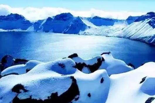 2024年春節長白山景區天池還開放嗎?2024年春節去長白山費用高嗎 2024年春節長白山景區天池還開放嗎?2024年春節去長白山費用高嗎