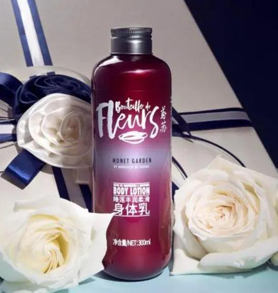 Ůʿ�־�������ԡ¶���а񣬖|����ʯ�����ԡ¶���S�K˯ɏ��ԡ¶�����m