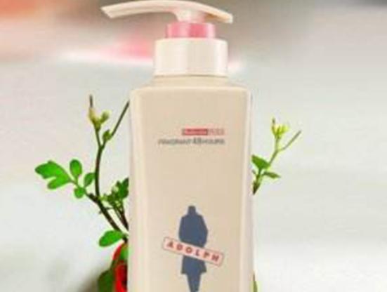 Ůʿ�־�������ԡ¶���а񣬖|����ʯ�����ԡ¶���S�K˯ɏ��ԡ¶�����m