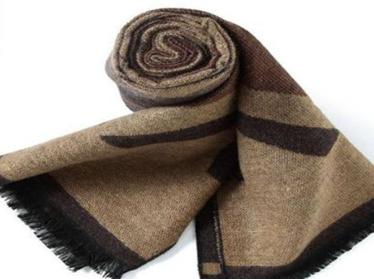 十大男士圍巾品牌排行榜,織錦樓非常有美感、MARJAKURKI豐富優質 十大男士圍巾品牌排行榜,織錦樓非常有美感、MARJAKURKI豐富優質