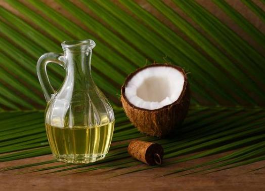 椰子油凍住了怎么化開?椰子油凝固可以微波嗎 椰子油凍住了怎么化開?椰子油凝固可以微波嗎