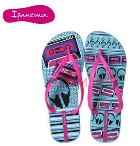 ����ʮ����ЬƷ�����а�����������Ь�����m��������Ь��ϲ��